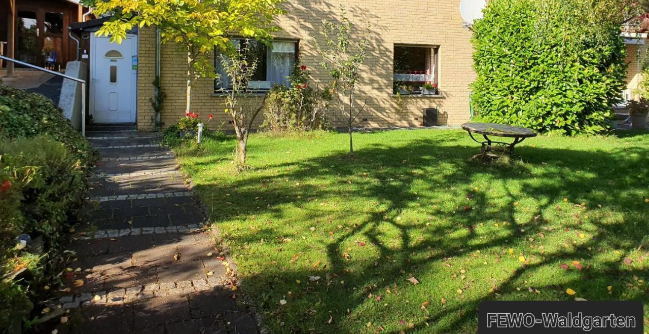 Ferienwohnung Waldgarten バート・ミュンスターアイフェル エクステリア 写真